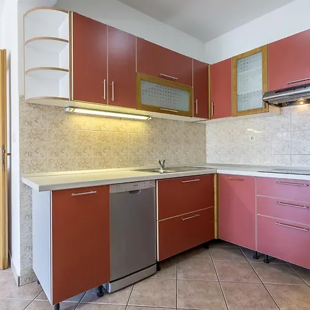 Gabi Apartment *